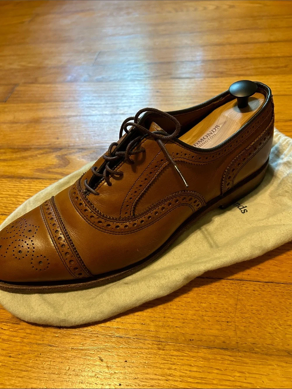 Allen Edmonds Walnut Brown Leather Strand Oxford Dress Shoes and Belt - Men